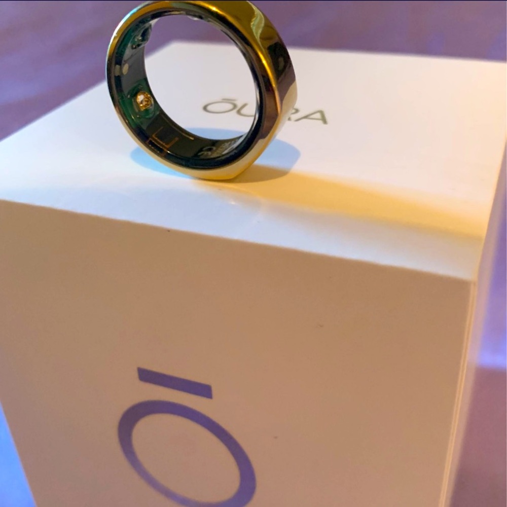 Oura Ring - new gold model